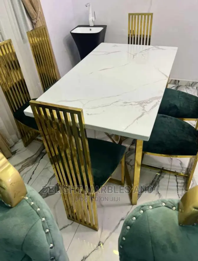 Imported Carrara Marble Quartz for Countertops