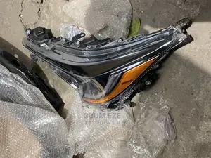 Headlight Corolla 2020 Set