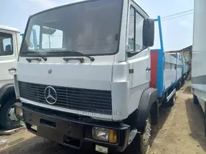 Mercedes Truck 814 20feet Big Bucket