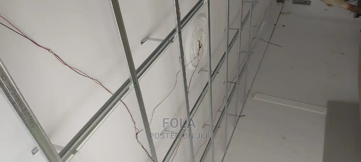 Drywall Ceiling With Screeding