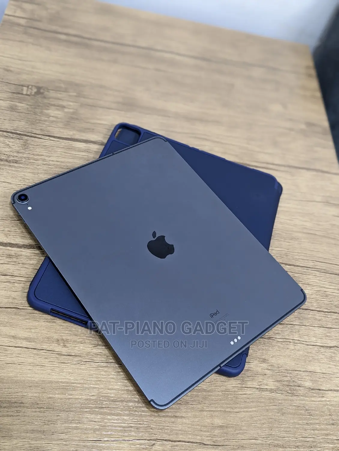 Apple iPad Pro 12.9 (2018) 64 GB Gray