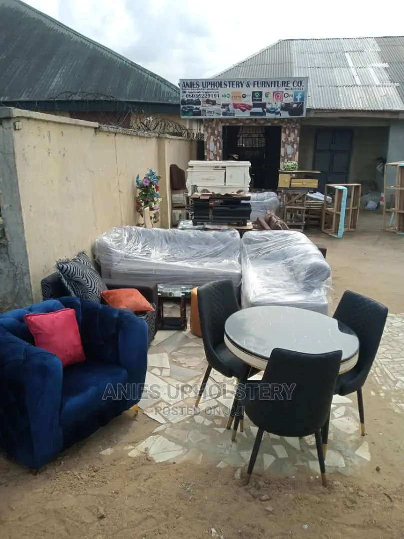 Round Marble Dining at Affordable Price