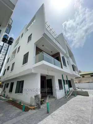 Furnished 5bdrm Duplex in Lekki Phase 1 for Sale