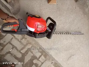 Hedge Trimmer Machine