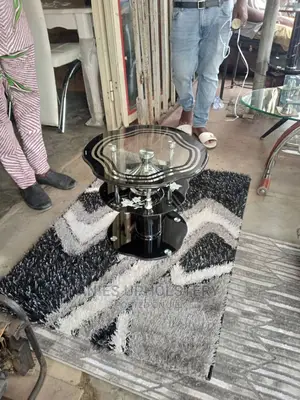 Table and Rug at Affordable Price