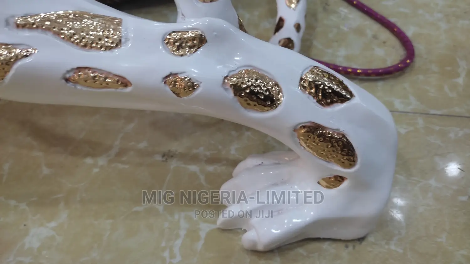 Big White and Gold Leopard Sculpture Decoration
