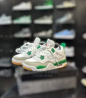 Original Nike Sb X Air Jordan 4 SP Retro Sneakers