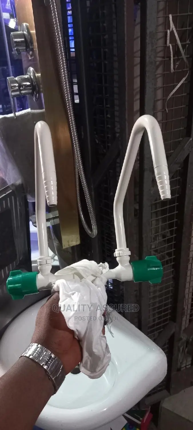 Lab Double Head Tap
