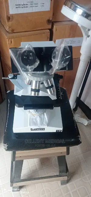 Microscope