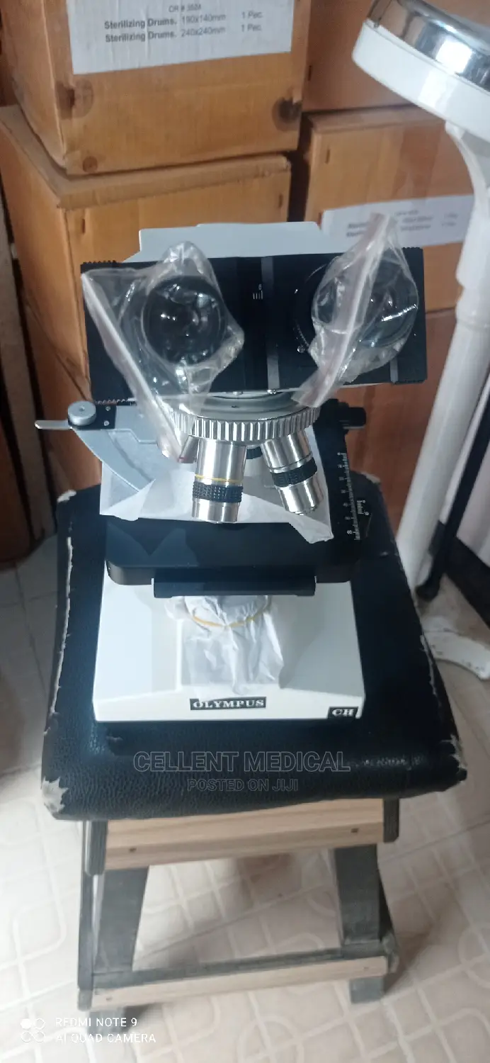 Microscope