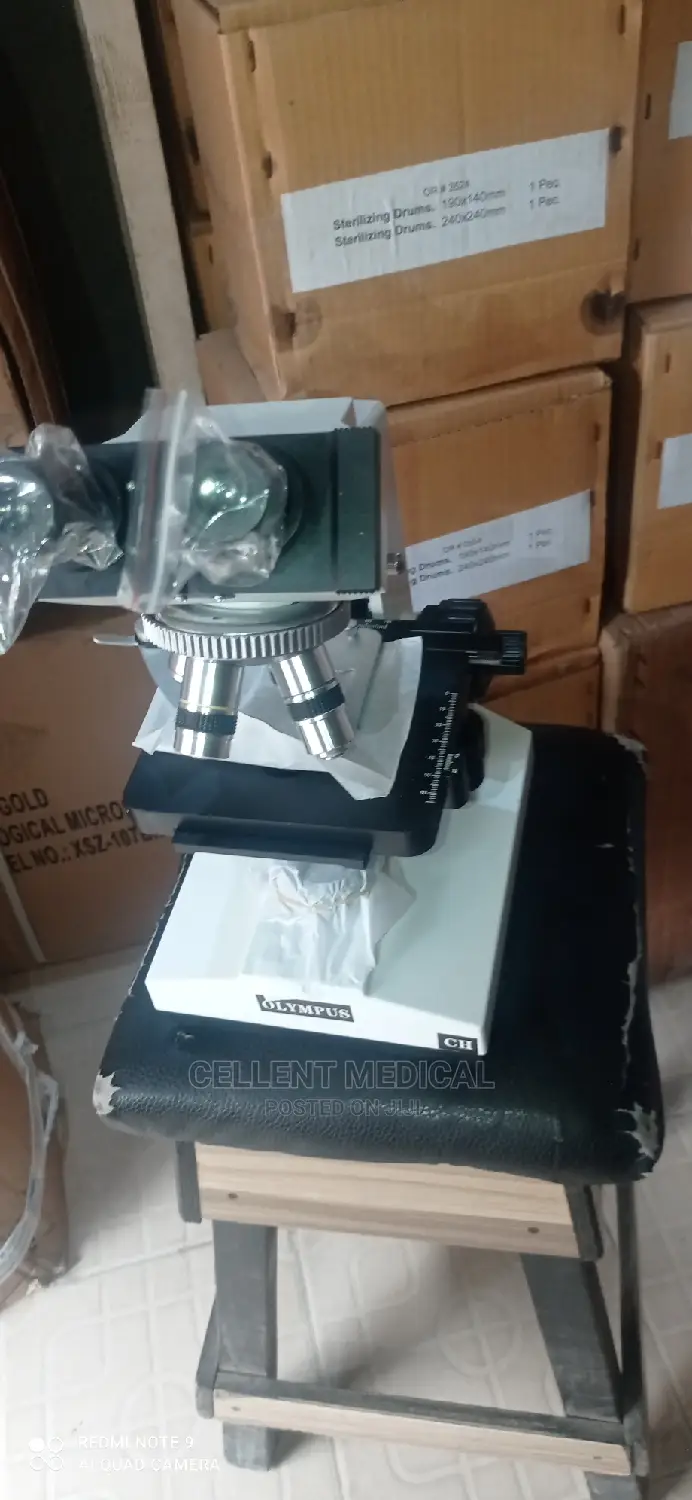 Microscope