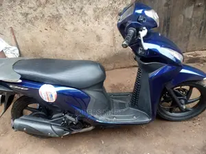 Honda Dio 2022 Red