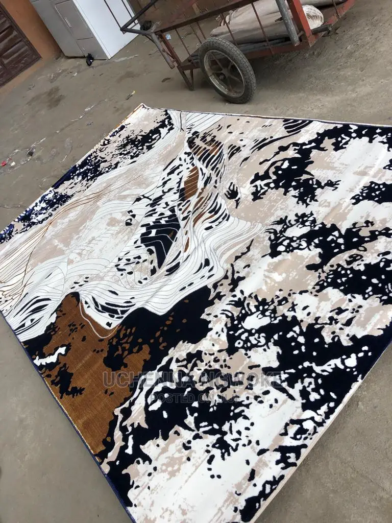 Quality Center Rug