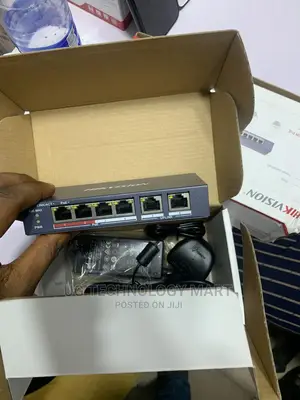 Hikvision 4 Poe Switch DS-3E0105P-E(C)