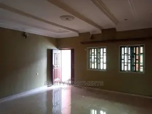3bdrm Block of Flats in Unity Estate, Port-Harcourt for rent