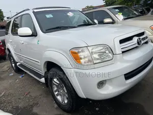 Toyota Sequoia 2007 White