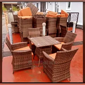 Big Boy Outdoor and Garden Seat.
