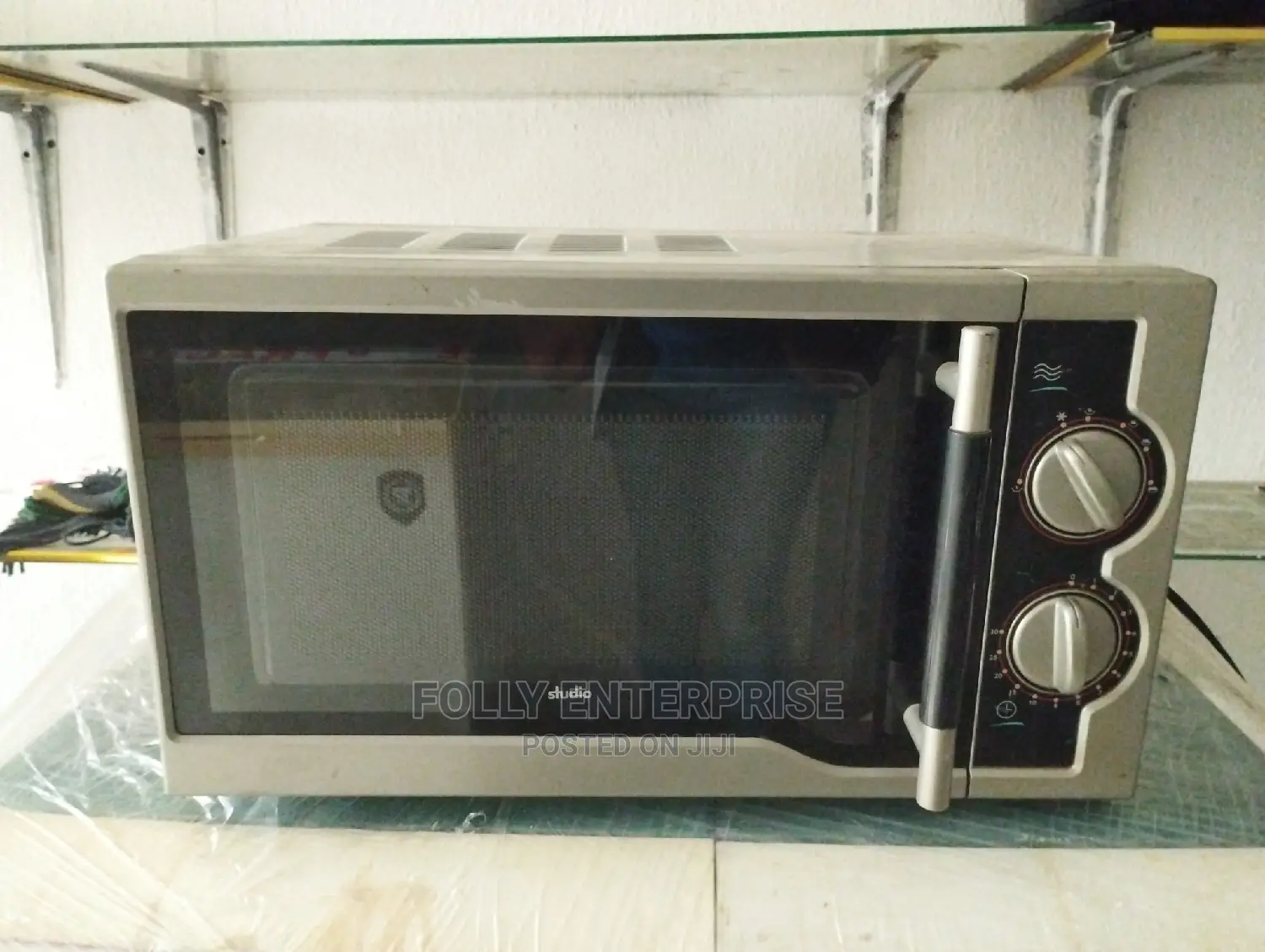 Microwave Oven