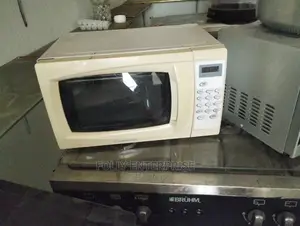 Microwave Oven