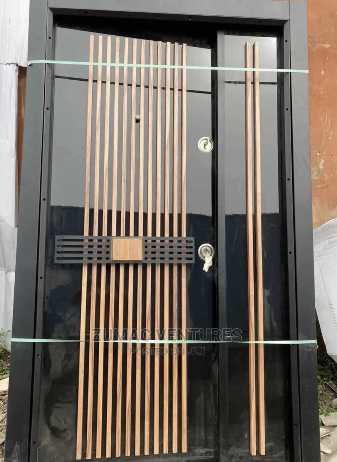 Multi Stick Turkey Door