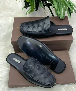 Original BOTTEGA VENETA Half Shoes Available in Store