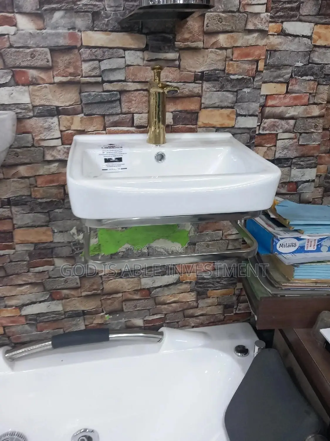 White Luxury Wall Hung Basin