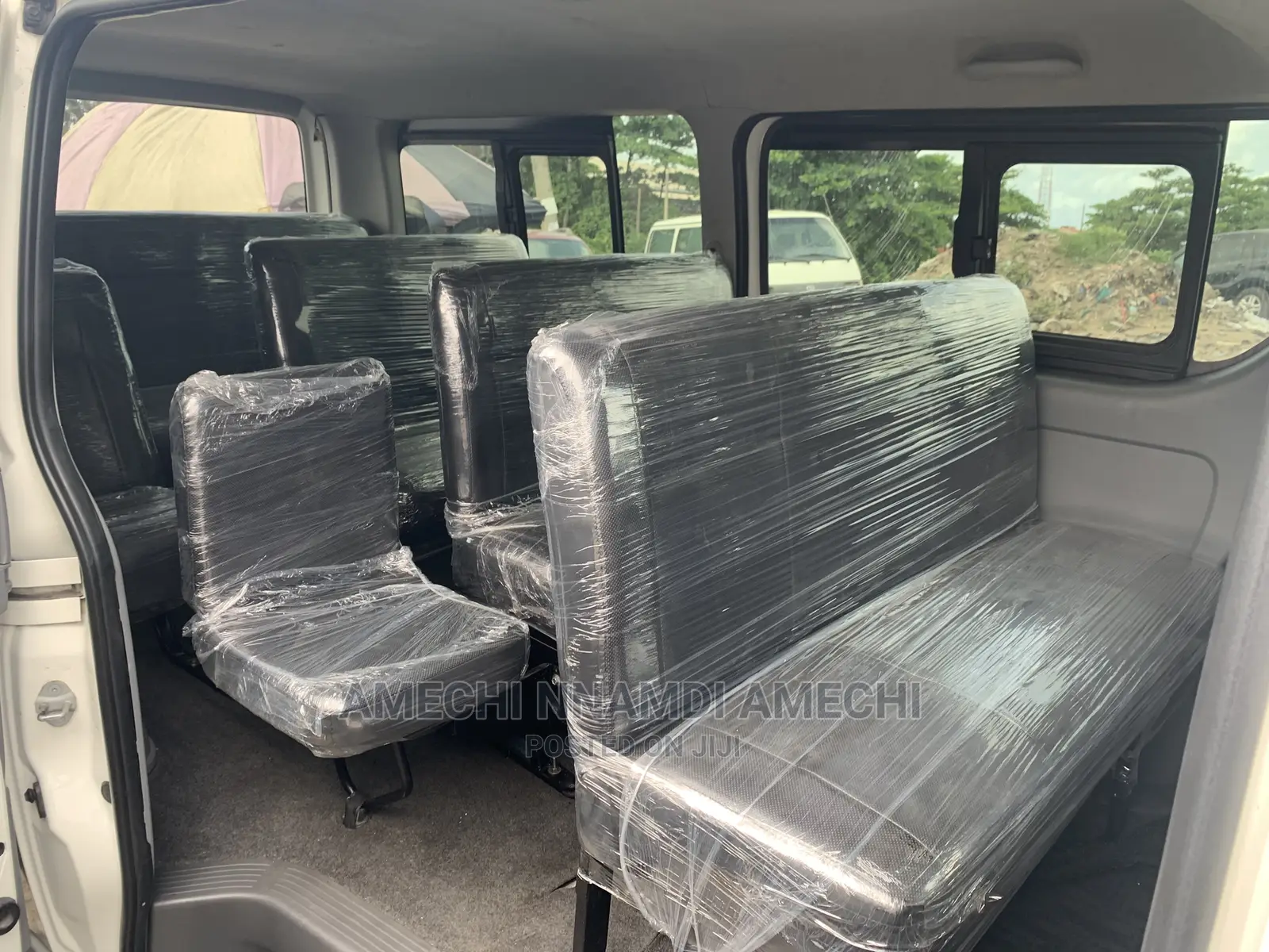 Toyota HiAce 2012 White