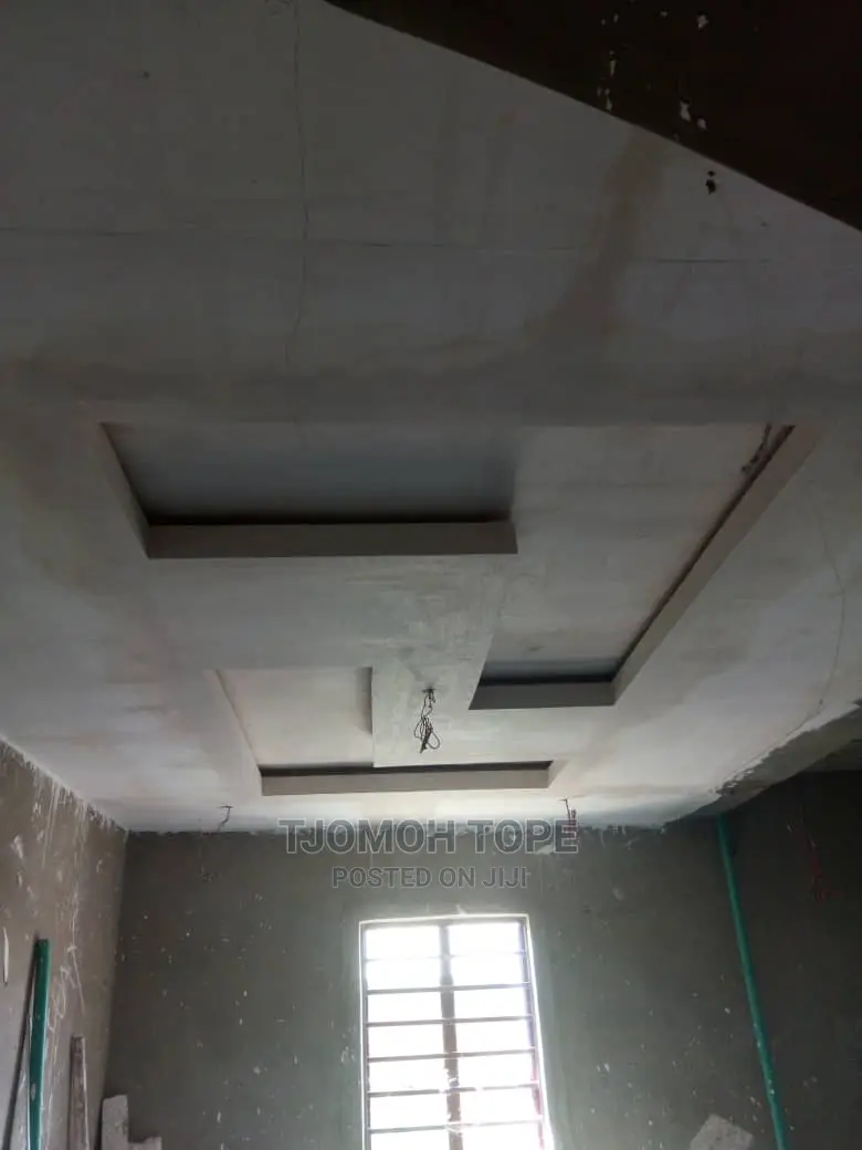 Pop Celine Design and Wall Screeding