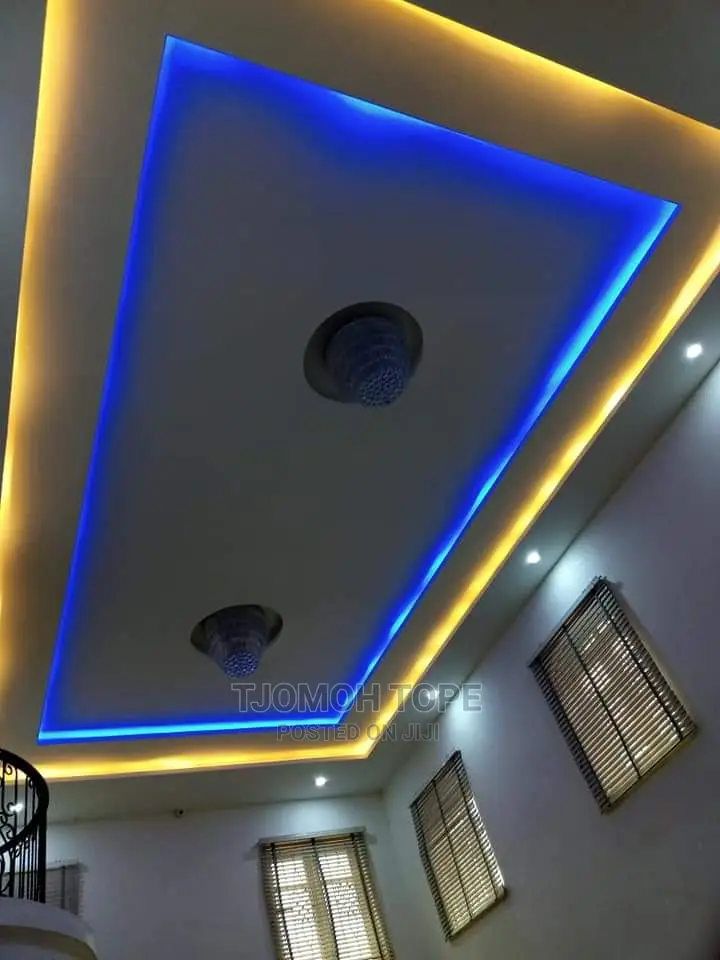 Pop Celine Design and Wall Screeding