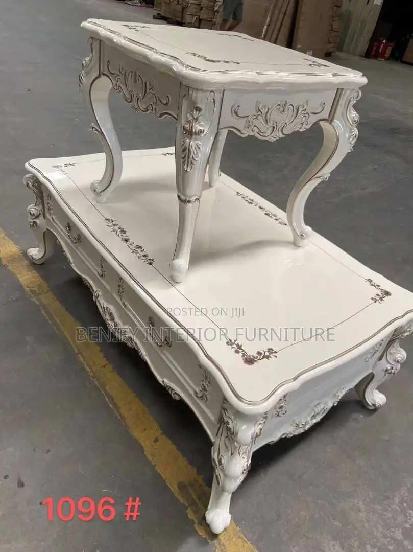 Wooden Center Table With 2 Side Stools