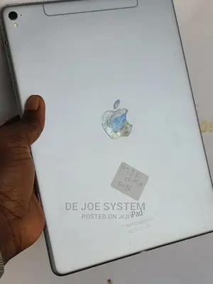 Apple iPad Pro 9.7 (2016) 128 GB Silver