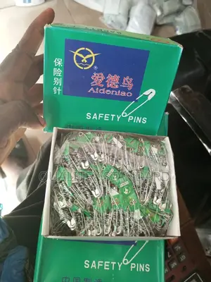 Pack Of Safety Pin (Pack Of 72)