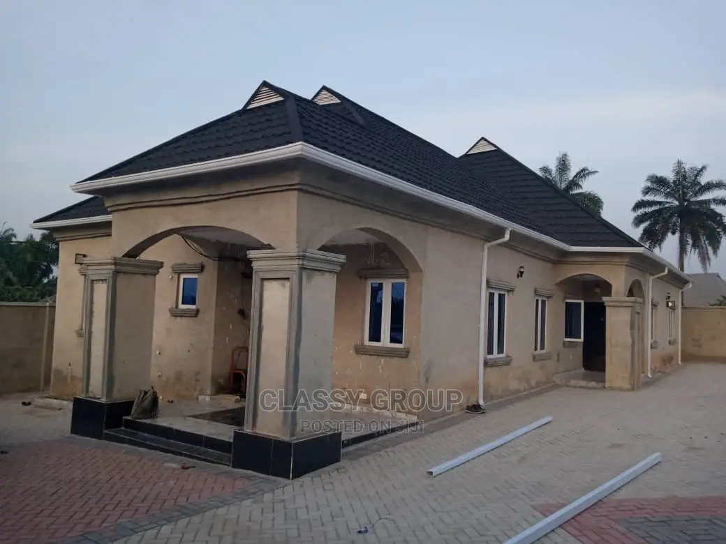 White Roof Gutter Accessories for Sale With Installation