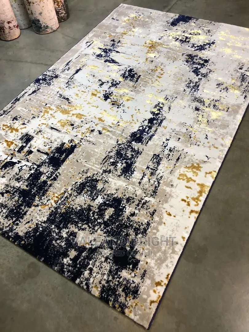 Centre Rug and Wall to Wall Rug