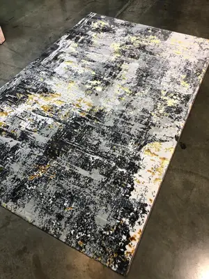 Centre Rug and Wall to Wall Rug