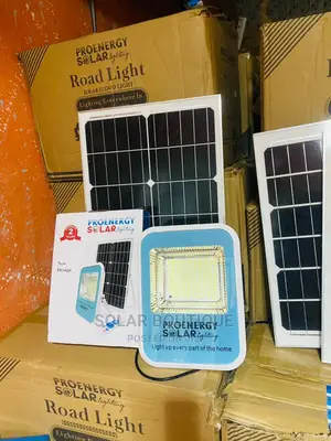 200w Proenergy Dual Panel Solar Flood Light