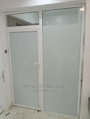 Gwa Glass Partition