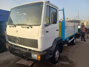 Mercedes Truck 814 4cylinder