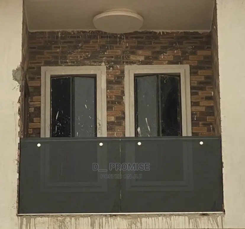 Clear Frameless Toughened Glass Handrails