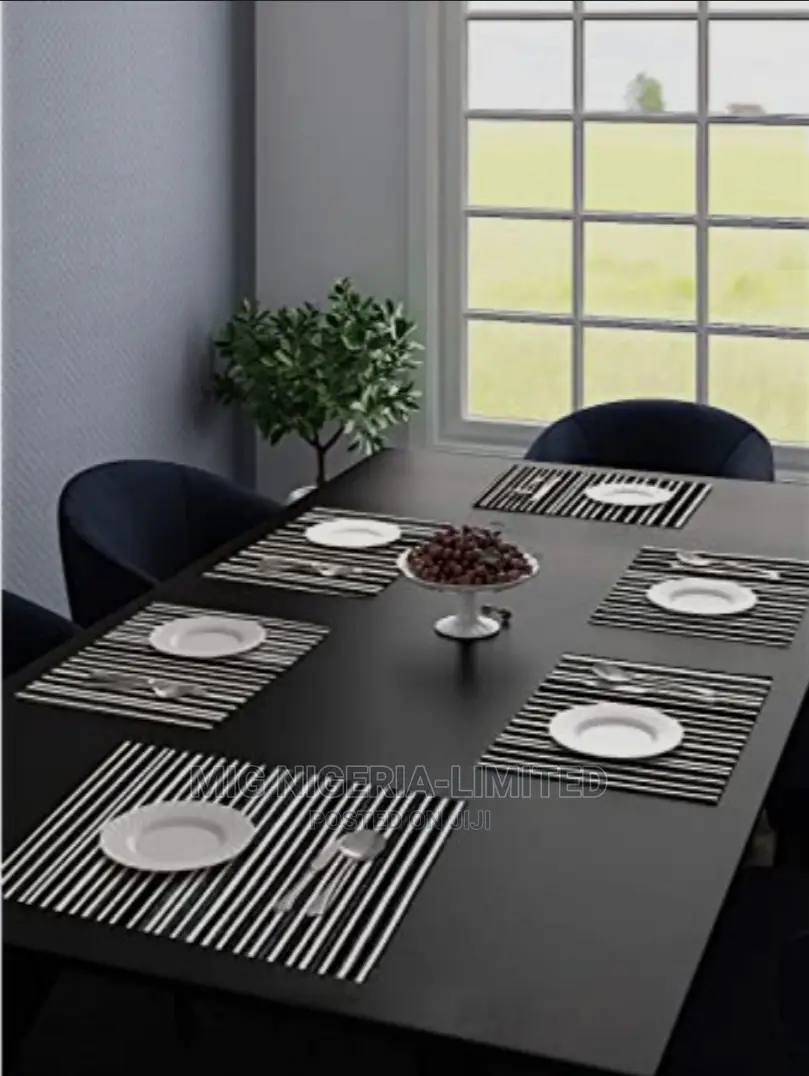 Black and White Dining Table Mat Place Mat 30cmx45cm