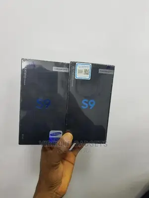 New Samsung Galaxy S9 64 GB Gray