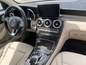 Mercedes-Benz GLC-Class 2017 White