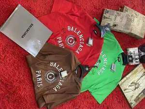 Original BALENCIAGA T-Shirts Availsble in Store