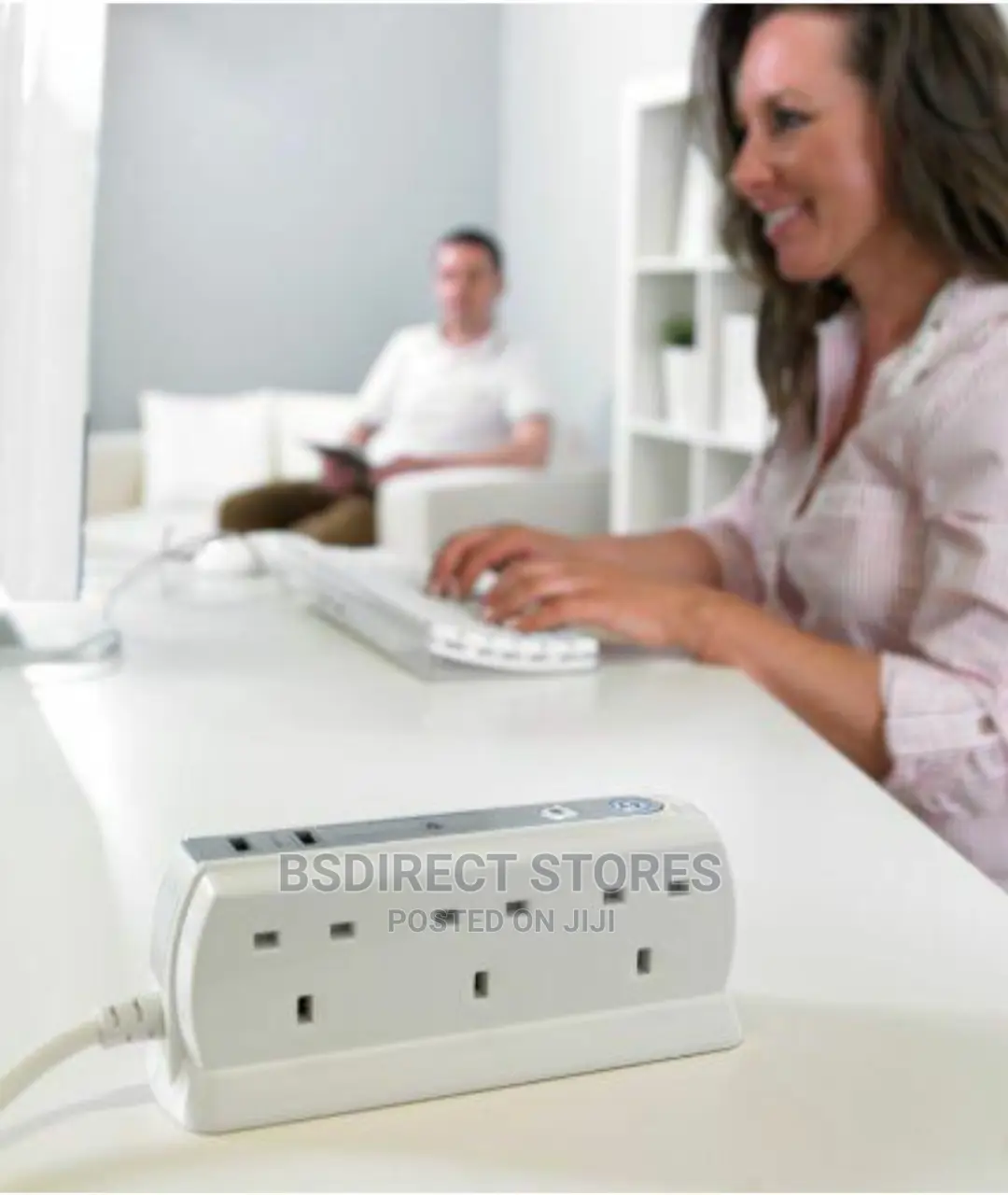 Masterplug WHITE Six Socket Extension Lead With USB - 1m
