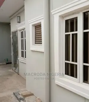 4bdrm Duplex in Adeniyi Jones Ikeja for rent