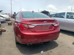 Hyundai Sonata 2012 Red