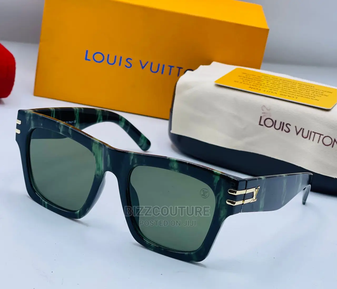 Original LOUIS VUITTON Sunglasses Available in Store