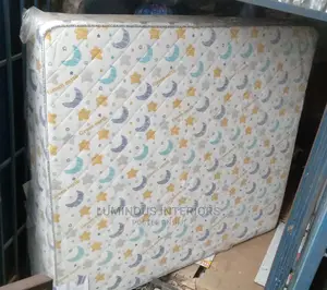 Green Earth Semi-orthopaedic Mattress 7 By 6 (12 Inches)