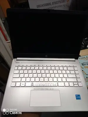 New Laptop HP 14z 4GB Intel Core I3 SSD 256GB