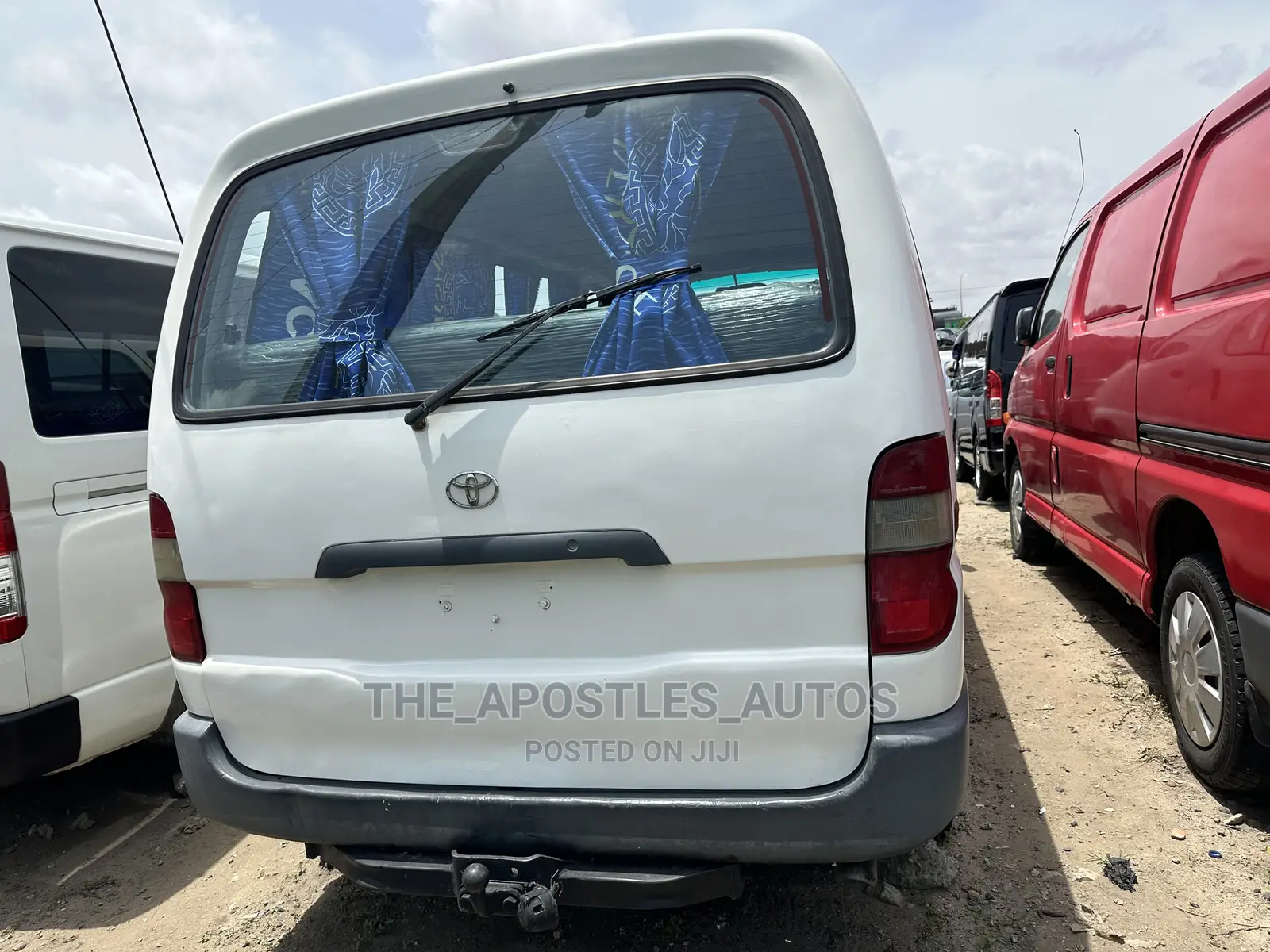 Toyota HiAce 2006 White
